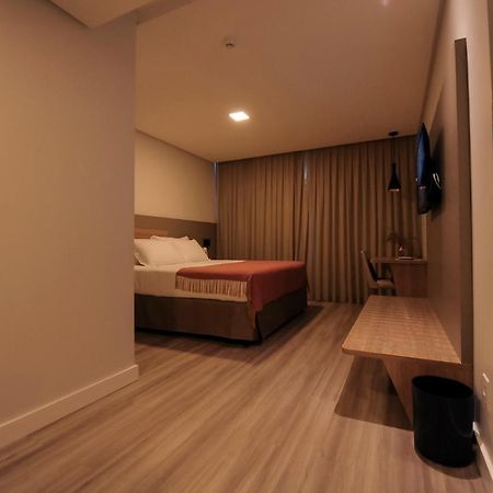 Figueiras Hotel & Eventos Sao Miguel d'Oeste Εξωτερικό φωτογραφία